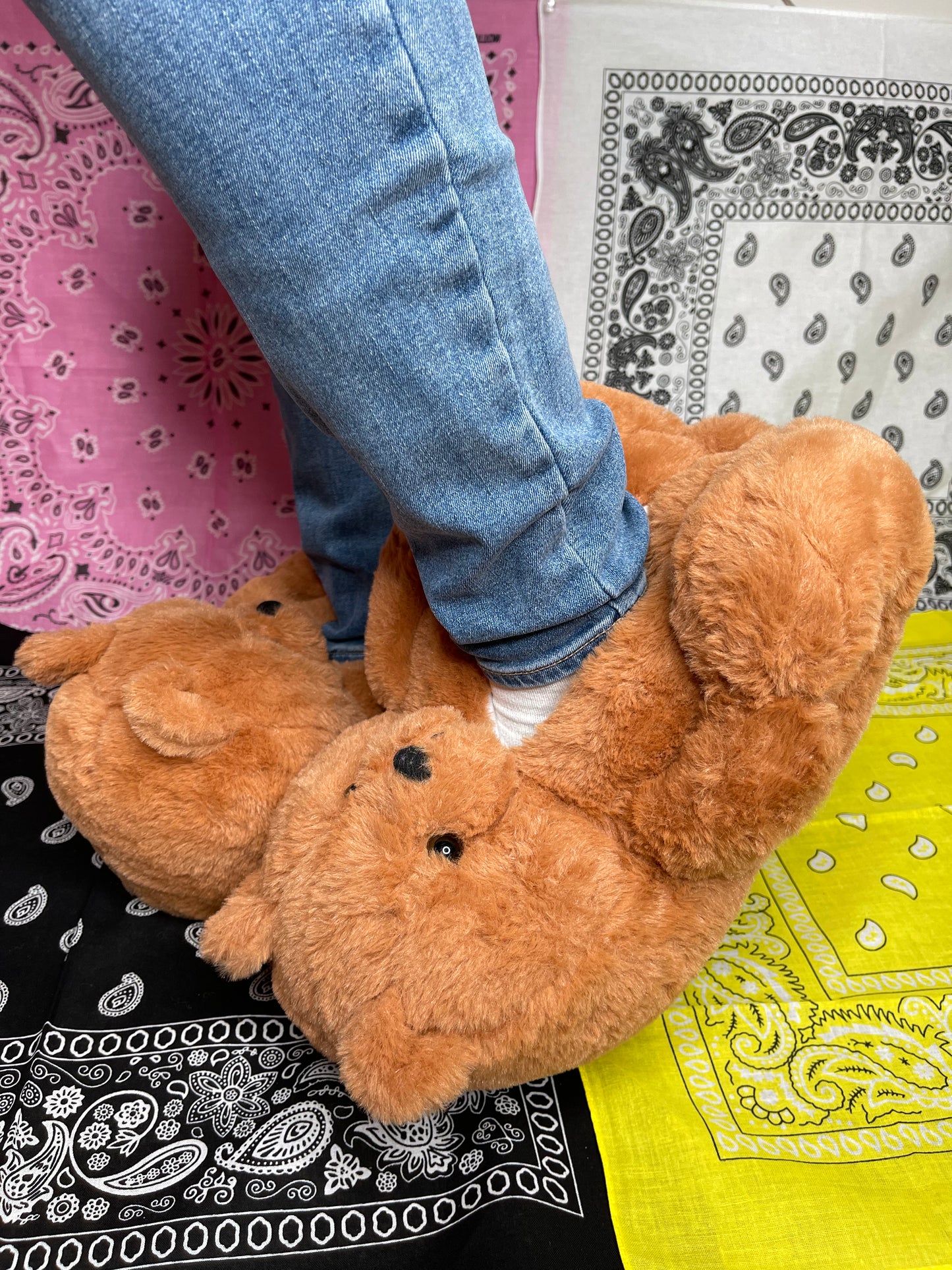 TEDDY SLIPPERS (6 COLORS)